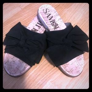 Sandals / Slides with Big Bow